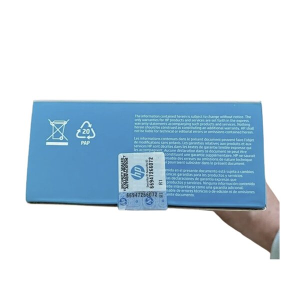 HP USB-C Travel Power Adapter 65W - Picture 4 of 4